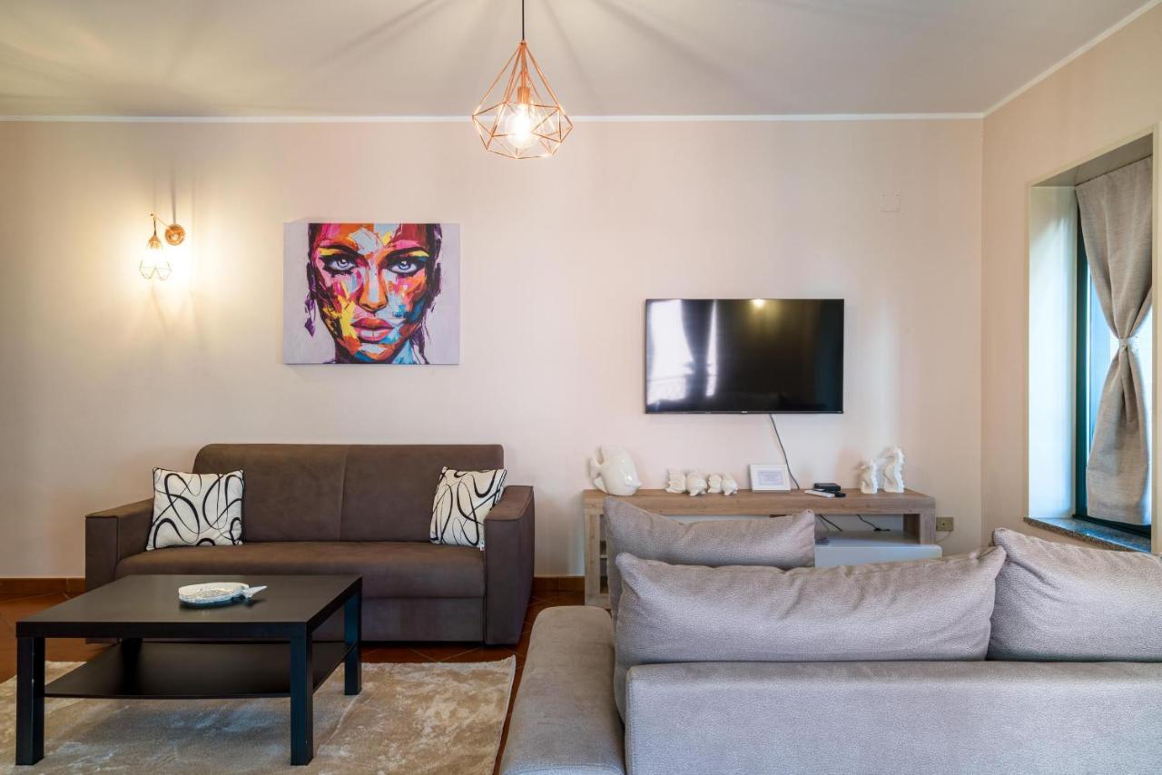 Loft Angolo Sul Mare Letojanni Exteriör bild